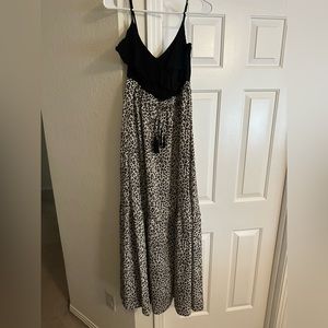 Women’s cheetah print maxi dress